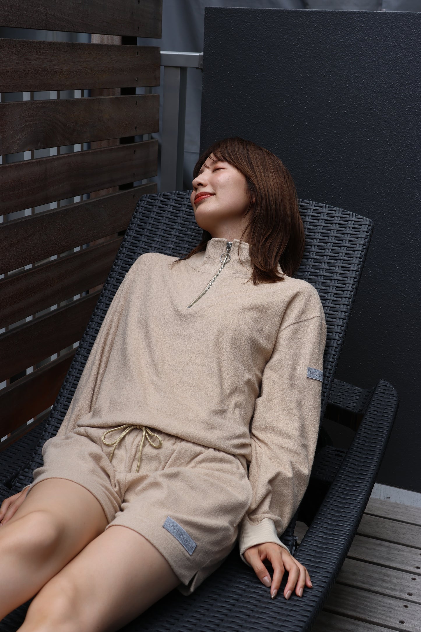 Ledies Pile Half Zip Pull over Beige